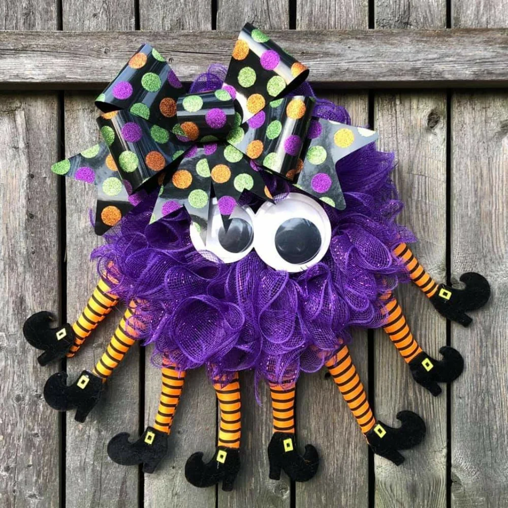 Itsy bitsy spider Halloween door decor